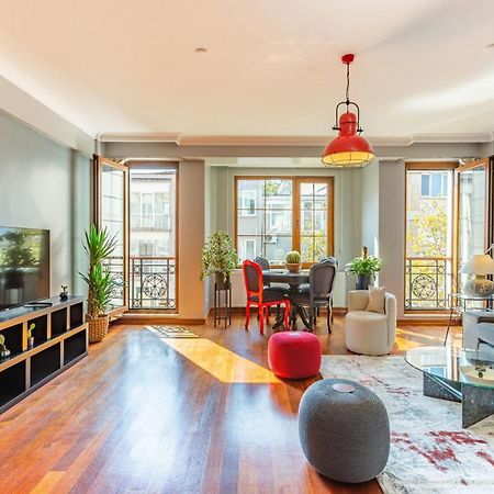 イスタンブールOutstanding Flat With Calming View Nisantasiアパートメント エクステリア 写真